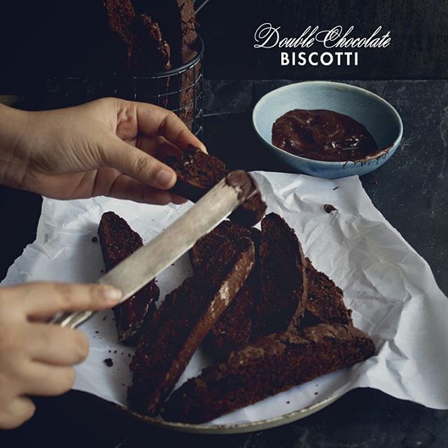 Its vegan AND gluten free. Easy recipe for double chocolate biscotti now on blog. Link in profile 👆#glutenfree #f52grams #fbcigers #honestcooking #biscotti #foodphotography Its vegan AND gluten free. Easy recipe for double chocolate biscotti now on blog. Link in profile 👆#glutenfree #f52grams #fbcigers #honestcooking #biscotti #foodphotography